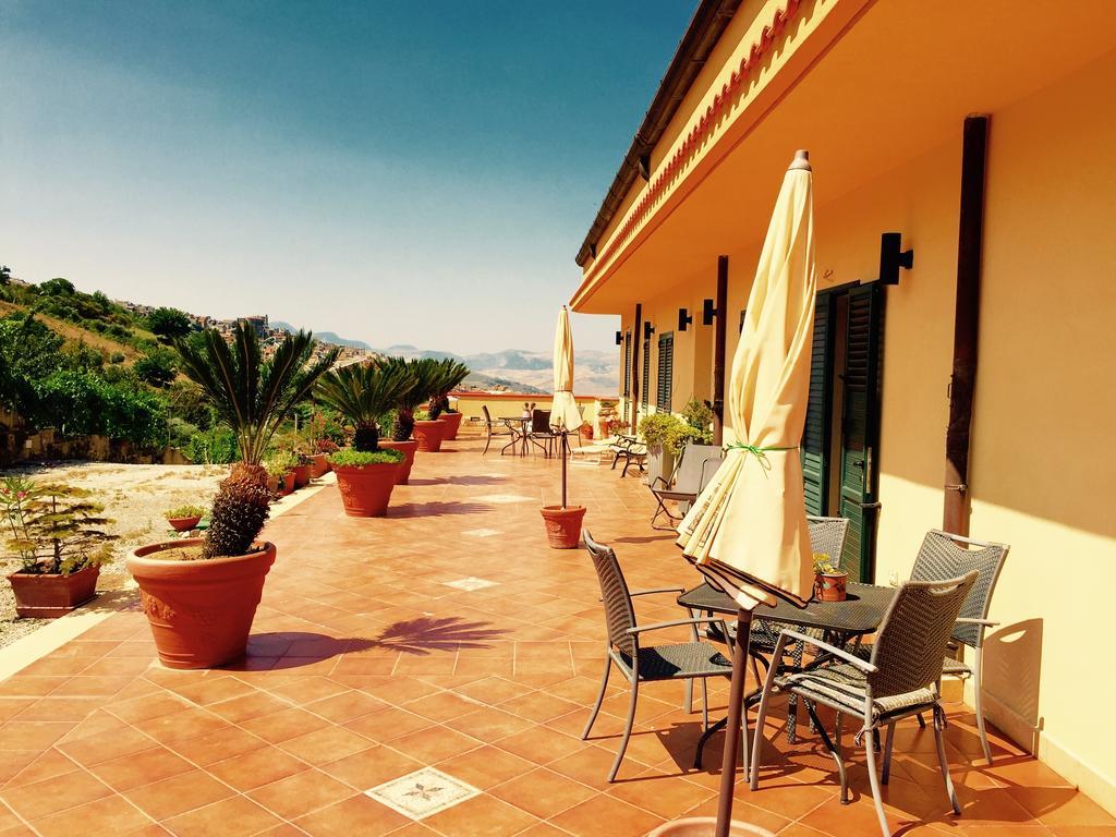 Villa Della Mimosa Алия Экстерьер фото